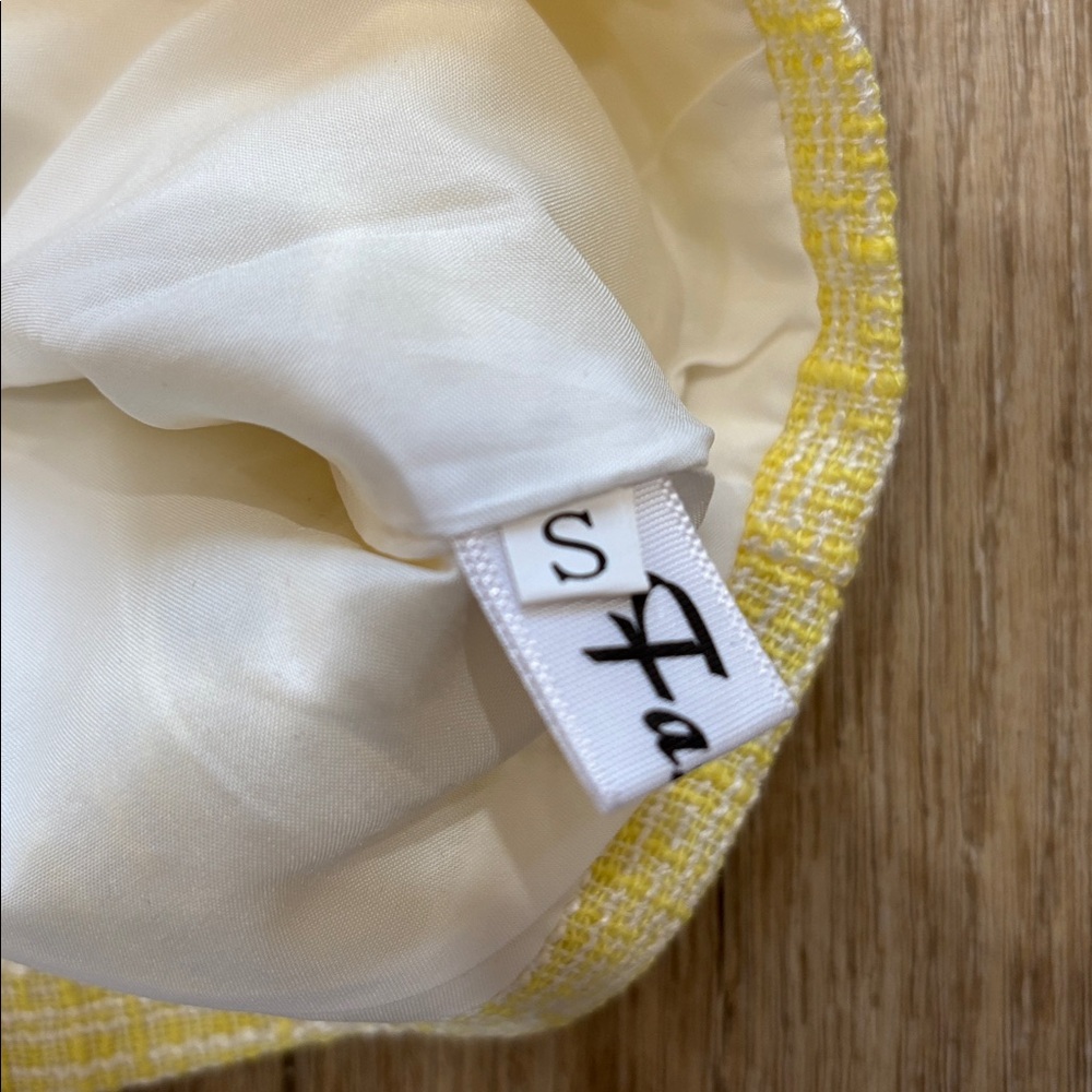 Yellow Cropped Jacket with White Accents - Picture 2 of 4